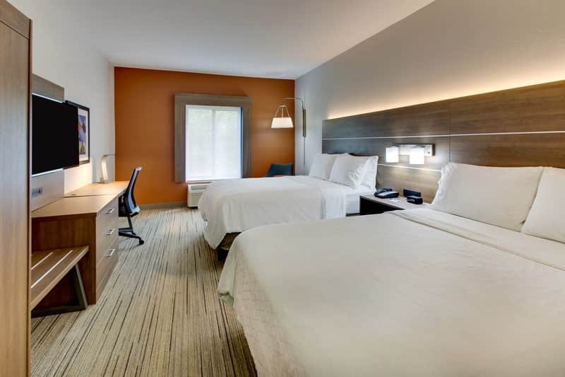 IHG Approved Photography for Holiday Inn Express Emory XWAN 01