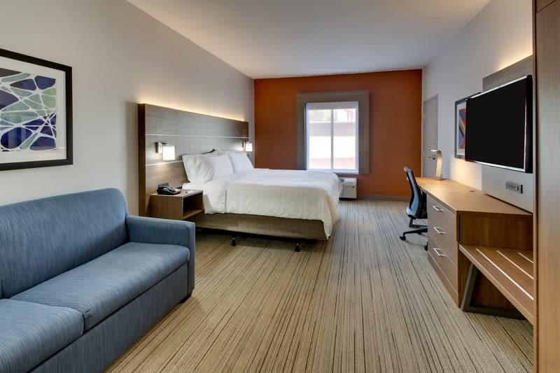 IHG Approved Photography for Holiday Inn Express Emory XWBN 01