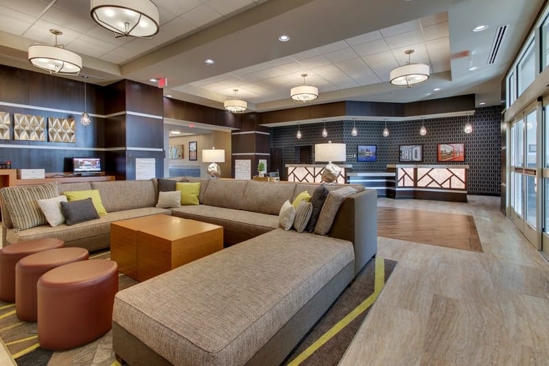 Drury Approved Photography for Drury Inn and Suites Columbus Polaris Lobby 02