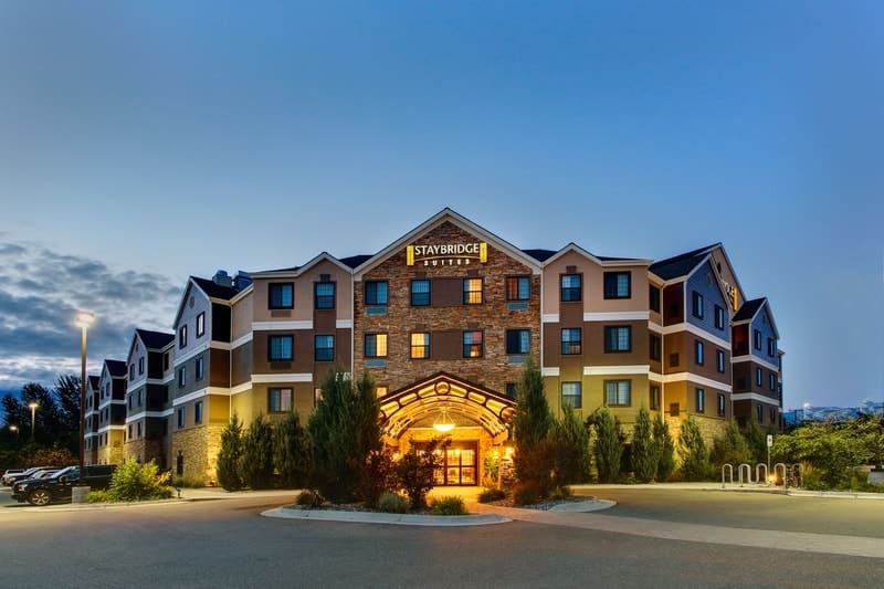 IHG Approved Hotel Photography for Staybridge Suites Missoula Exterior 12
