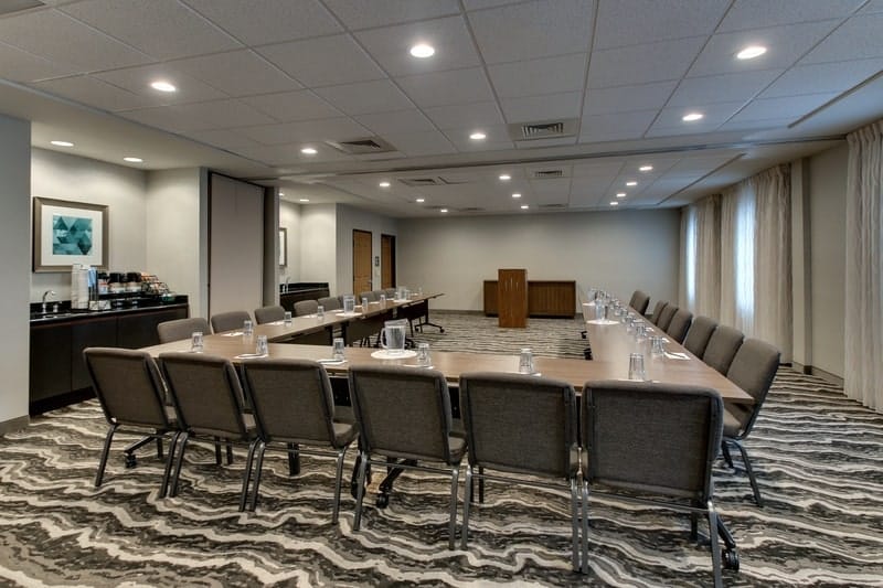 IHG Approved Hotel Photography for Staybridge Suites Missoula Meeting Room 04