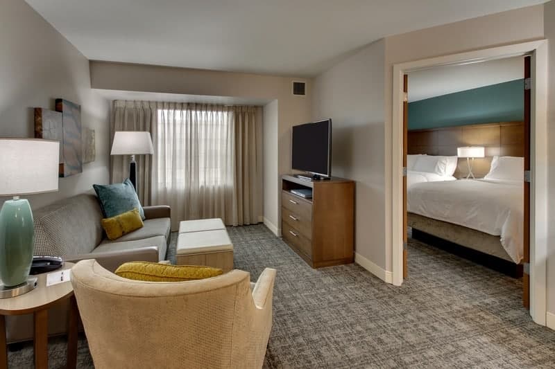 IHG Approved Hotel Photography for Staybridge Suites Missoula T12N 01
