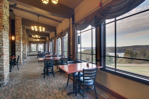 Healthcare Photography for The Bluffs Dining Room 03