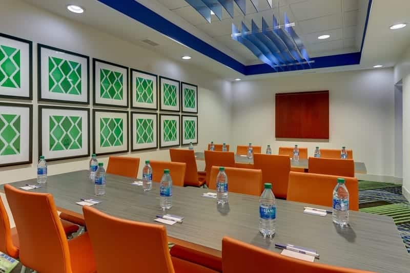 IHG Approved Photography for Holiday Inn Express Dayton Centerville Meeting Room 01