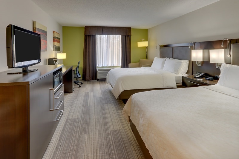 IHG Approved Photography for Holiday Inn Express Dayton Centerville TQNN 01