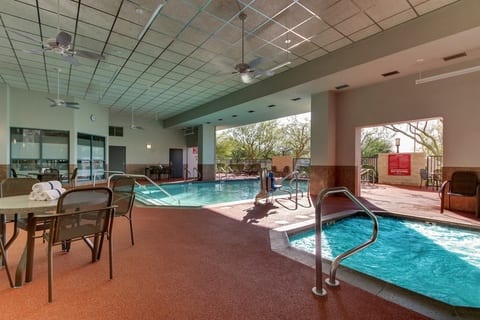 Professional Hotel photography of Drury Hotels indoor/outdoor pool
