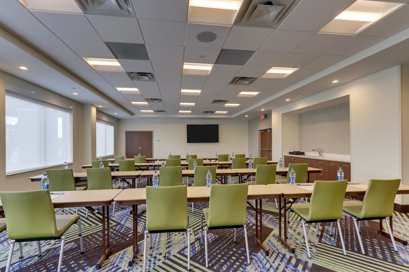 IHG Approved Photography for Holiday Inn Express Wilmington Porter's Neck