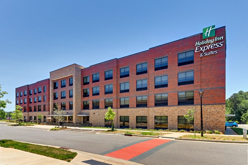 IHG approved hotel photography for HIEX Clemmons Exterior 01